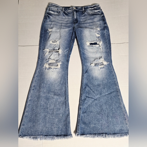Kancan Distressed Flare Jeans Raw Hem Bell Bottom Light Wash Size 33 - Picture 4 of 16